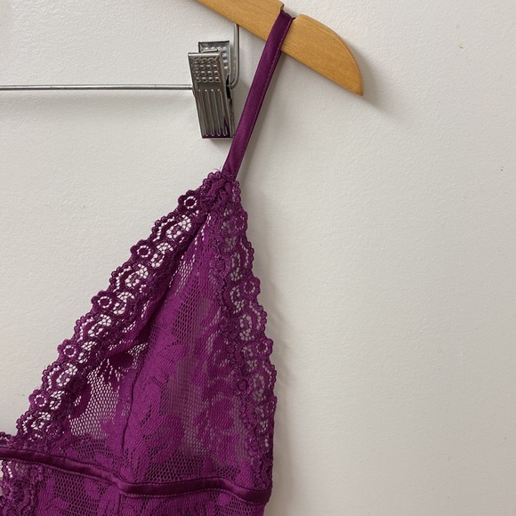 Rare!! Victoria's secret vintage purple cami sexy laced top - Picture 3 of 8